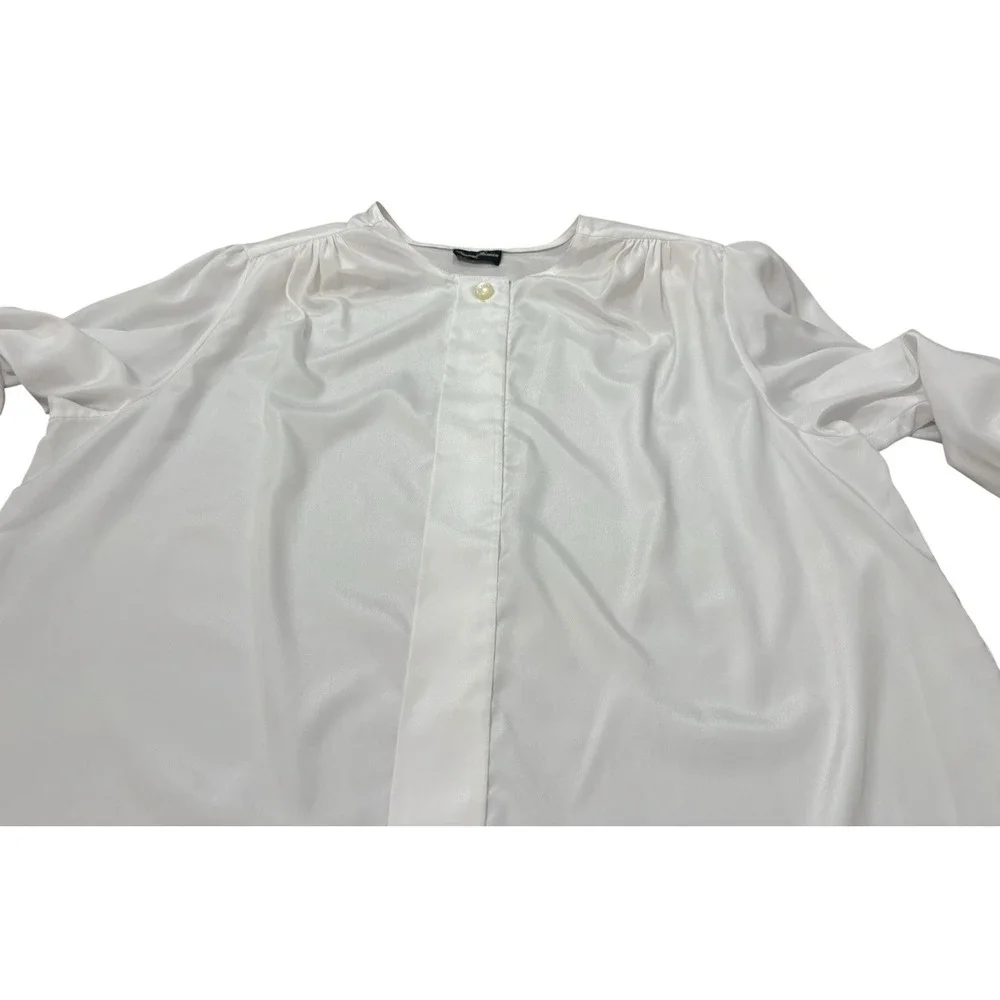 Vtg Gianna Woman Ivory Satin Blouse Hidden Button Career Top Est. 2X See Desc - Picture 6 of 12
